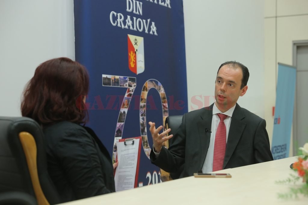 Lucian Anghel, președintele Bursei de Valori București, a spus că în 2032 va fi un raport de un salariat la doi pensionari (Foto: Lucian Anghel)