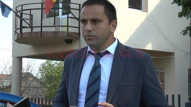 Silviu Ionuţ Stan, primarul localităţii Albeni