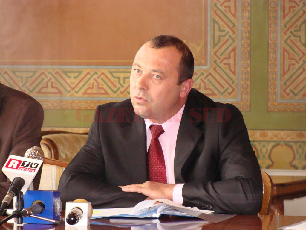 Ştefan Ţacu, şeful Serviciului Înmatriculări Gorj