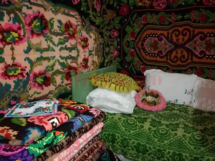 Marinela Carauleanu a pus pe picioare un muzeu în care a strâns cele mai frumoase obiecte tradiționale din zona Calafatului (Foto: Ana-Maria Predilă)
