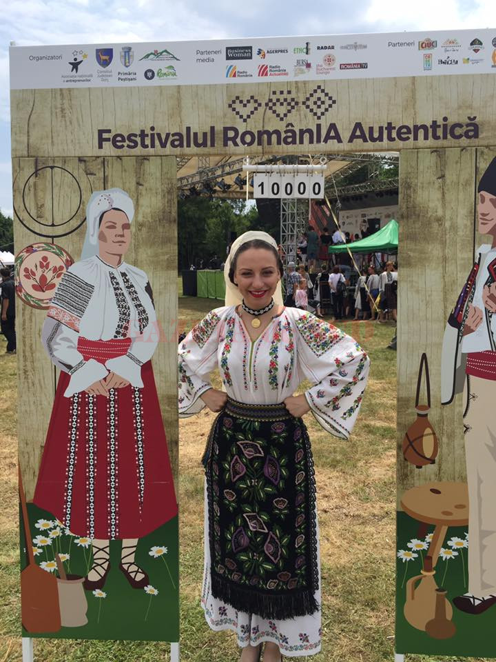 Organizatorii vor 10.000 de români în ie, la Hobiţa