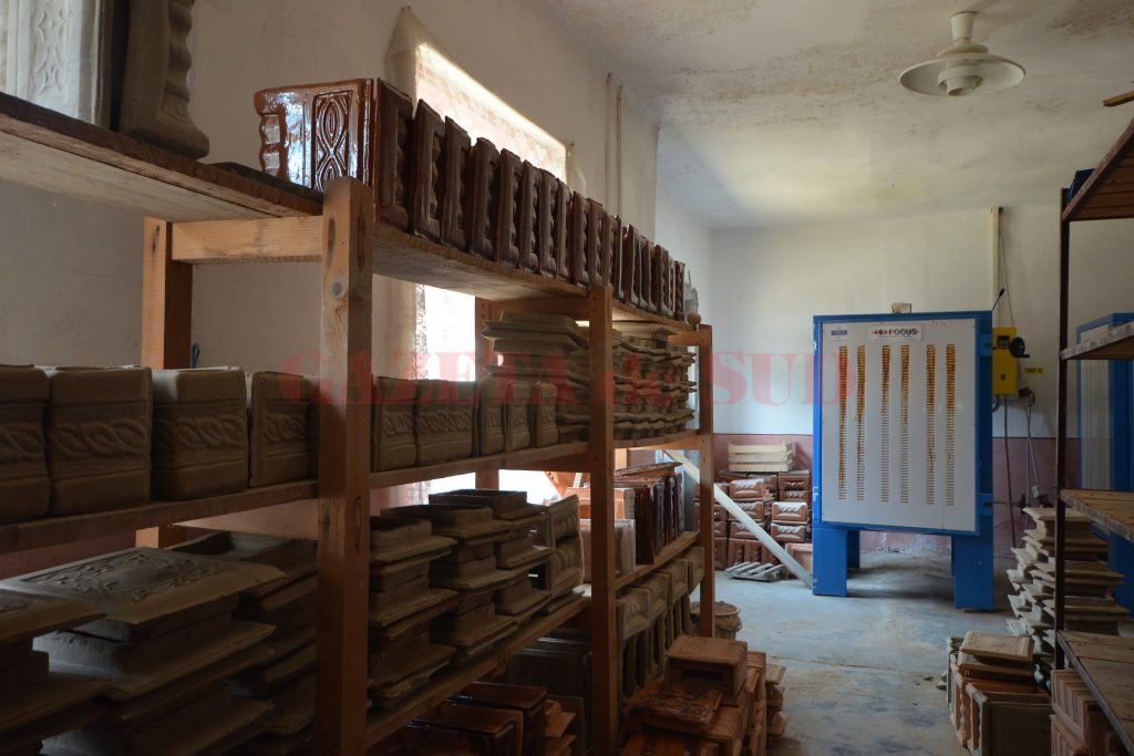 Atelierul de ceramică din Şişeşti a fost înfiinţat cu fonduri europene (Foto: Bogdan Grosu)