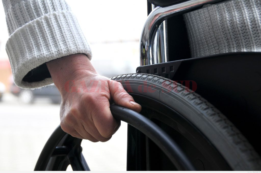 O lege care ar fi trebuit să stimuleze angajarea de persoane cu dizabilități întoarce situația exact împotriva categoriilor  de persoane defavorizate (libertatea.ro)