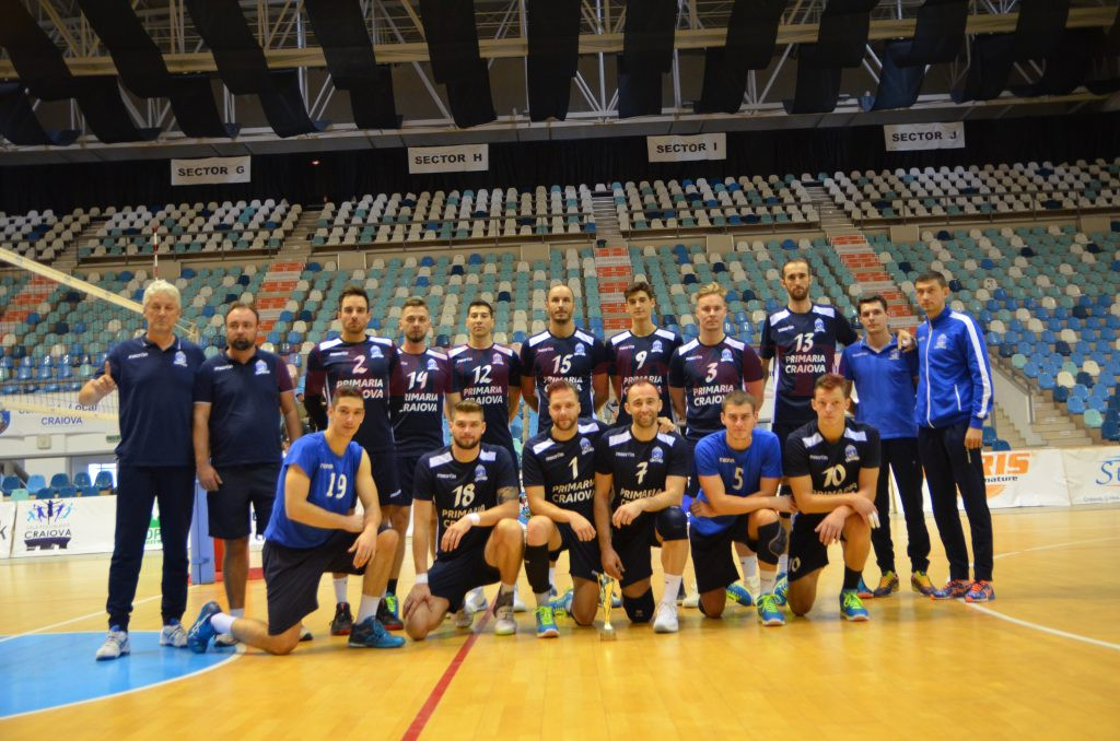 Noua echipă de la SCM-U Craiova s-a clasat pe locul doi la turneul amical din Bănie (foto: Daniela Mitroi-Ochea)