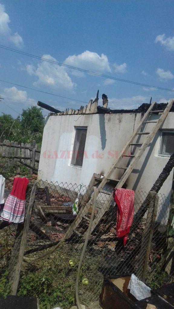 Casa familiei a fost mistuită de un incendiu
