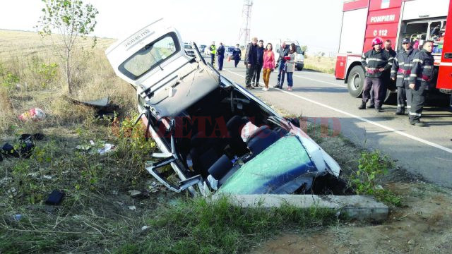 Patru persoane și-au pierdut viața în urma accidentului violent