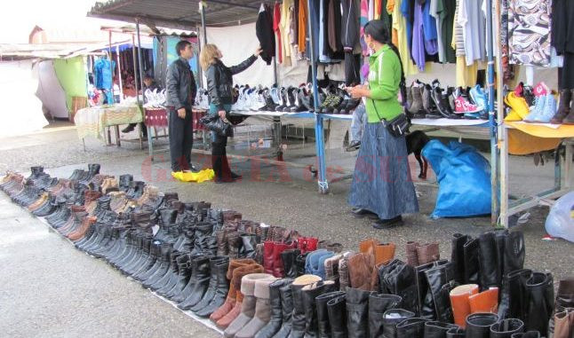 Târgul de haine vechi de la Târgu Jiu şi-a restrâns activitatea în ultimii ani  