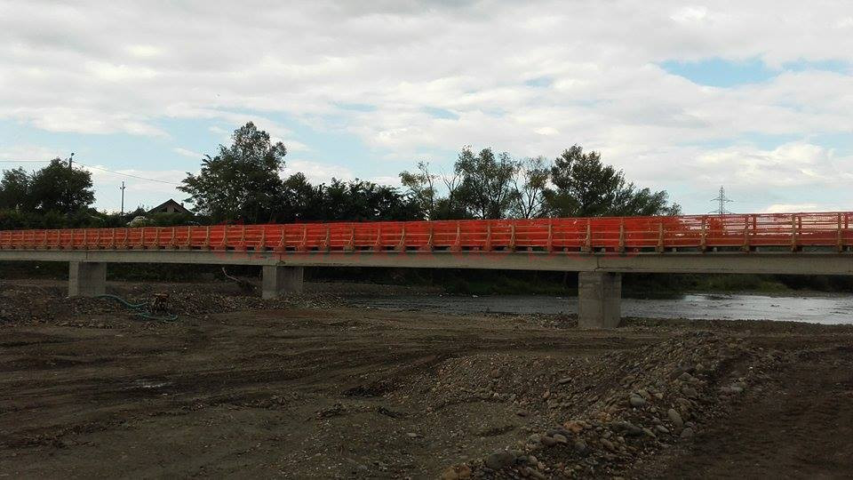 Podul de la Turcineşti, redat circulaţiei rutiere