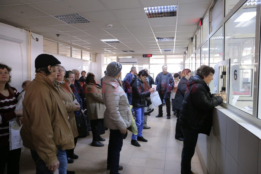 Craiovenii se vor trezi din 2018 cu o serie de taxe noi, dacă vor avea nevoie de anumite servicii sau documente de la primărie