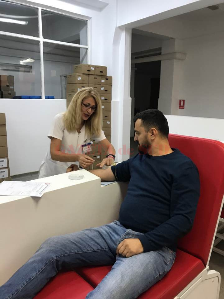 Puţini sunt cei care vin să doneze sânge, chiar dacă beneficiază de facilităţi