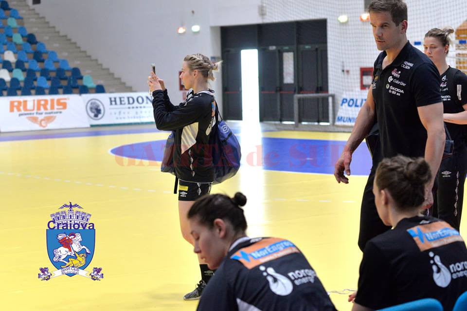 Norvegiencele au fotografiat Sala Polivalentă (foto: SCM Craiova Handbal Oficial)