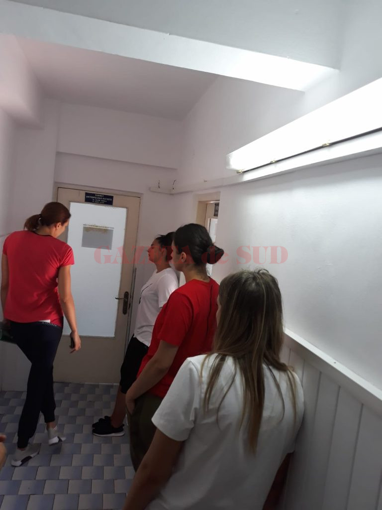 Handbalistele, la Policlinica pentru Sportivi (sursa foto: SCM Craiova)