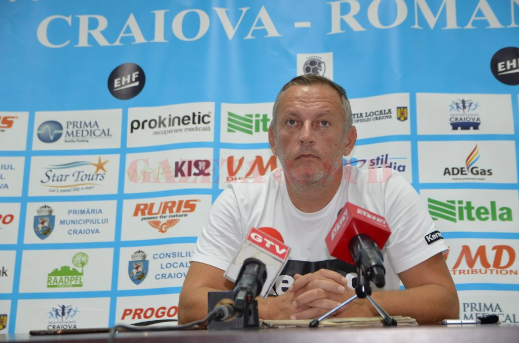 Antrenorul Bogdan Burcea a vorbit despre turneul Cupa Craiovei și problemele din jurul echipei (foto: Daniela Mitroi-Ochea)