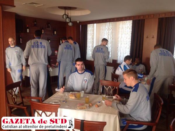 Rade Dzambic şi colegii săi au ajuns în Macedonia
