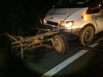 Sâmbătă, 25 iunie a.c., în jurul orei 04:40, un bărbat care conducea o căruță a fost lovit de un autoturism, condus de o tânără de 24 de ani.