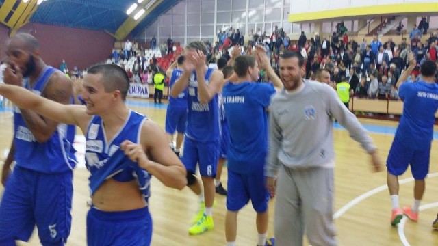 Jucătorii de la SCM-U Craiova au sărbătorit victoria