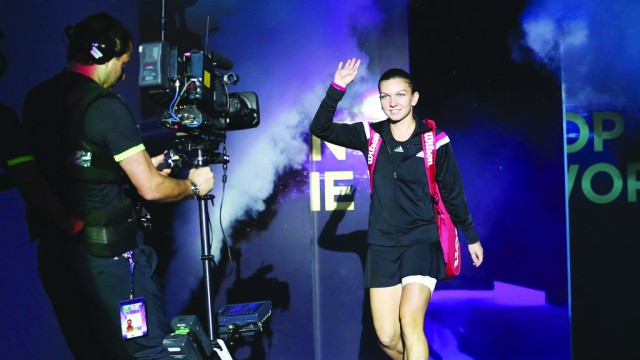 Simona-Halep-BNP-Paribas-WTA-Finals-Singapore-eB3glfO3TxLx