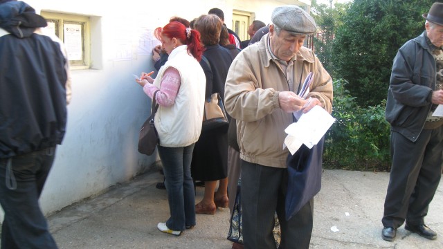 Craiovenii își pot lua cererile pentru obținerea ajutorului de încălzire a locuinței