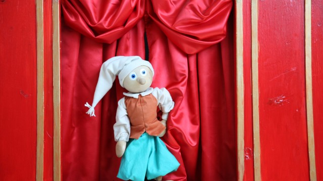 Pinocchio deschide noua stagiune la Teatrul „Colibri“