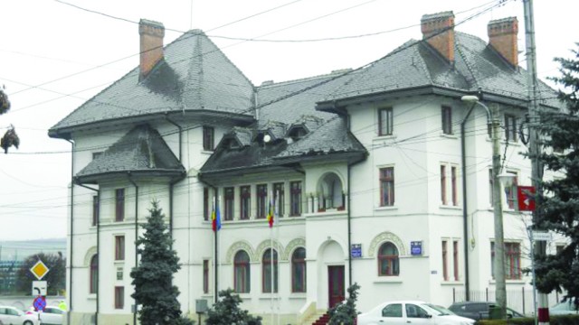 Primăria Târgu Jiu are de recuperat ajutoarele acordate ilegal