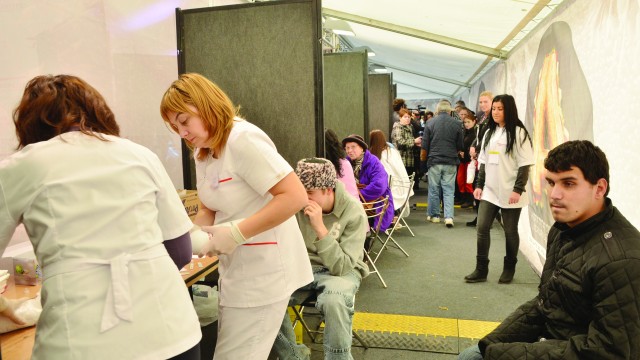 Craiovenii au beneficiat de teste gratuite pentru depistarea hepatitei