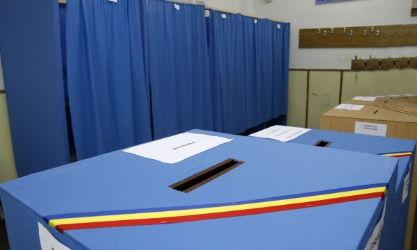 Gorj: Polițiștii verifică o acuzație de vot multiplu la Motru