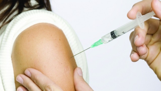 Medicii doljeni au primit în această toamnă mai puține doze de vaccin antigripal