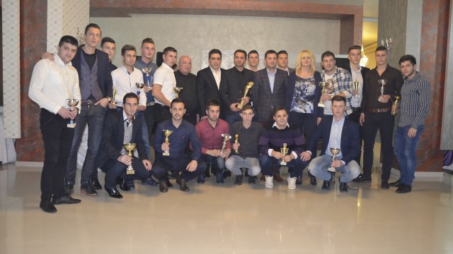 CJA Dolj şi-a premiat cei mai buni arbitrii din 2014