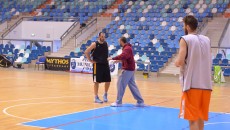 Radomir Marojevic (în negru) se antrenează deja sub comanda lui Andelko Mandic (foto: Lucian Anghel)