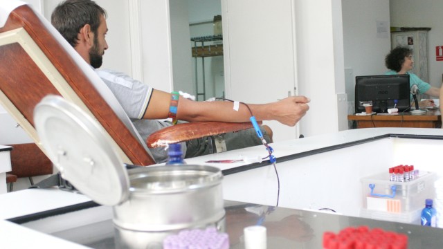 Donatorii de sânge pot să salveze zilnic viețile oamenilor bolnavi (Foto: Arhiva GdS)