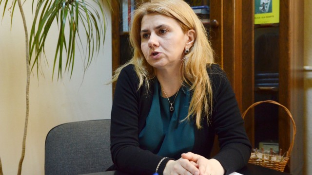 Luminiţa Popescu a declarat că activităţile centrului le completează pe cele de la școală (Foto: GdS)
