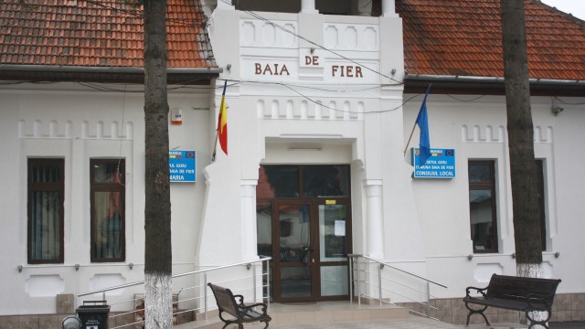 Primăria Baia de Fier investeşte în infrastructura comunei
