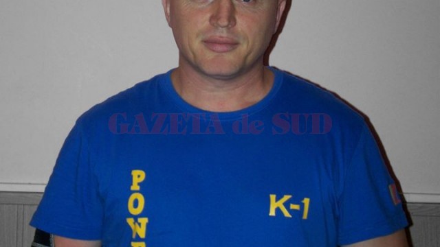 Ionuț Pucă, antrenor la Power Gym Craiova, a avut ideea de a ajuta cei trei frați orfani