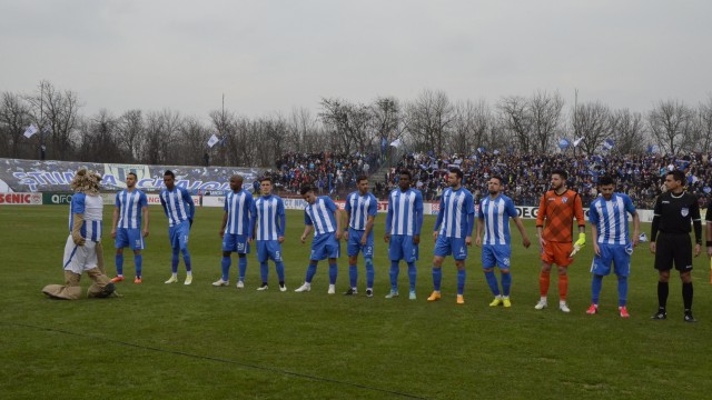 Jucătorii Craiovei vor susține un amical pe sinteticul de la Slatina, cu FC Olt (foto: Alexandru Vîrtosu)