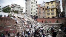 epaselect_nepal_earthquake-660x400