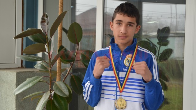 Gabriel Dinu s-a întors cu medalia de argint de la Europene