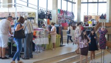 Craiovenii sunt interesați de produsele expuse la Târgul Contex 