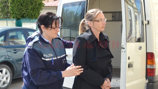 Cristina Calangiu a fost arestată preventiv pe 16 aprilie, printr-o hotărâre a Tribunalului Dolj (Foto: Arhiva GdS)