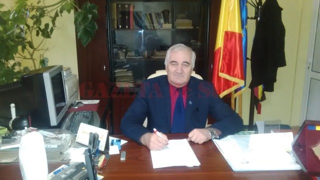 Primarul orașului Filiași, Nicolae Stăncioi, a fost audiat ieri într-un dosar în care procurorii fac cercetări privind comiterea infracțiunii de abuz în serviciu (Foto: Arhiva GdS)