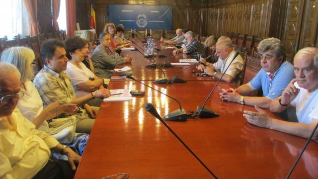 Reprezentanții societății civile au doscutat ieri cu autoritățile măsurile care pot fi luate în problema sitului nuclear de la Kozlodui