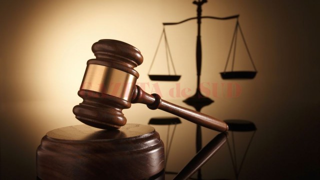 Cuplu condamnat la 13 ani de pușcărie după ce și-a aruncat nou-născutul în WC