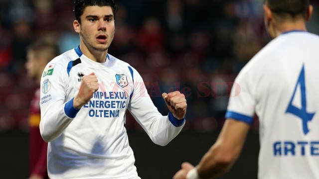 Mihai Roman a fost cel mai bun jucător de pe teren în meciul cu CSMS Iaşi (foto: Digi Sport)