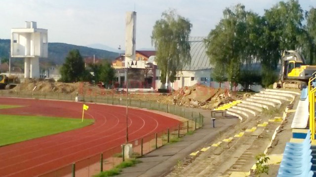 Demolarea Stadionului Municipal se lasă cu probleme (Foto: Eugen Măruţă)