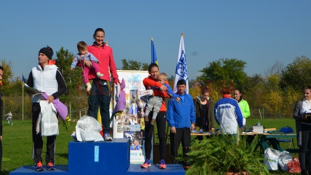 Ancuţa Bobocel a urcat pe cea mai înaltă treaptă a podiumului cu fiica sa 