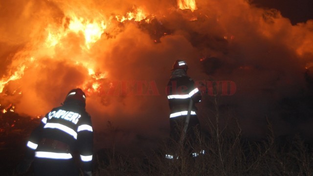 Pompierii doljeni au stins trei incendii izbucnite într-o săptămână în satul Bașcov al comunei doljene Sopot