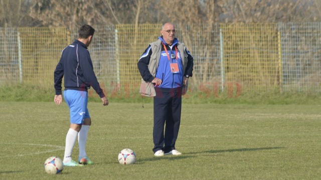 Antrenorul Ionel Luță crede într-un rezultat bun la Hunedoara (foto: Alexandru Vîrtosu)