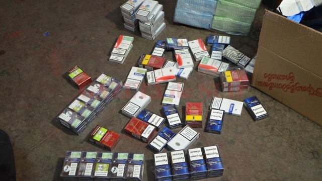 Polițiștii doljeni spun că suspectul a fost prins în mai multe rânduri vânzând țigări netimbrate
