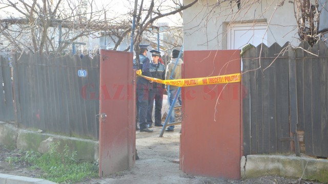 Polițiștii și pompierii craioveni au stabilit după primele cercetări că cele două persoane  au murit intoxicate cu gazele emanate de un aragaz improvizat