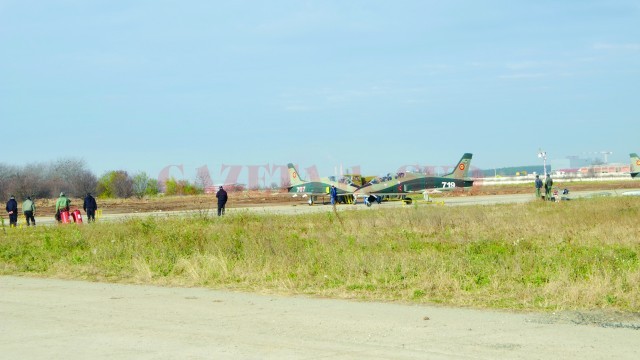 Avioanele IAR 99 Șoim au ieșit la zbor după revizia majoră
