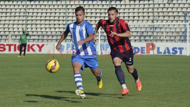 Alin Manea (la minge) va merge cu lotul României U19 în Cipru (foto: Alexandru Vîrtosu)